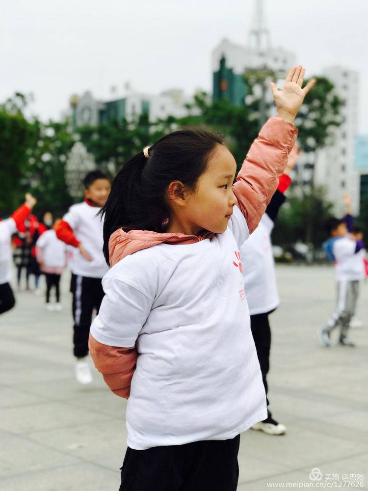 2019年“六一”节，洛阳巴图老师百幅儿童摄影图片