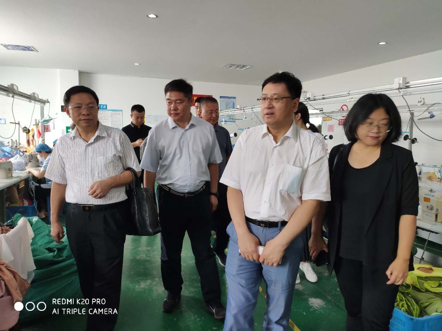 涓浗姣涚粧鐜╁叿绀煎搧涔嬮兘 (鎵窞涓浗姣涚粧鐜╁叿绀煎搧涔嬮兘)