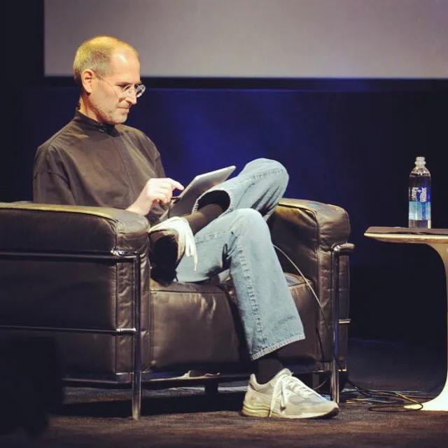 酷酷酷酷酷！10位建筑大师设计的椅子，太酷了