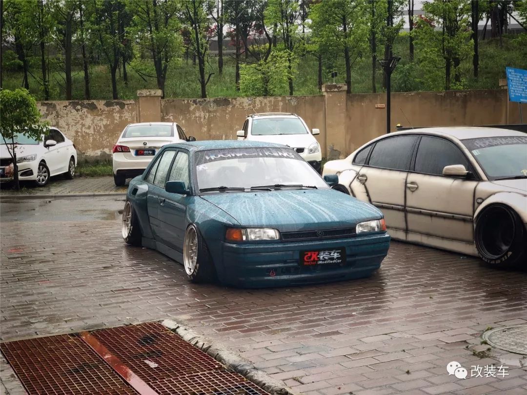 六代马自达323,第六代马自达323