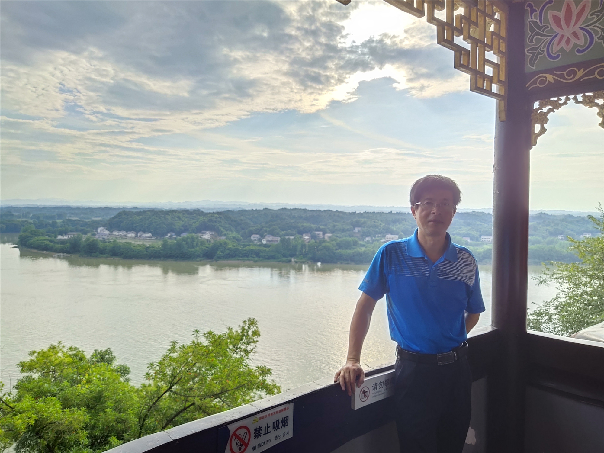 井冈山的歌者：著名作家袁鹰、江子等对胡刚毅文学作品的评论