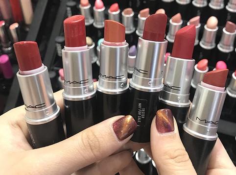 mac最火的口红色号今年,今年最流行的mac口红色号