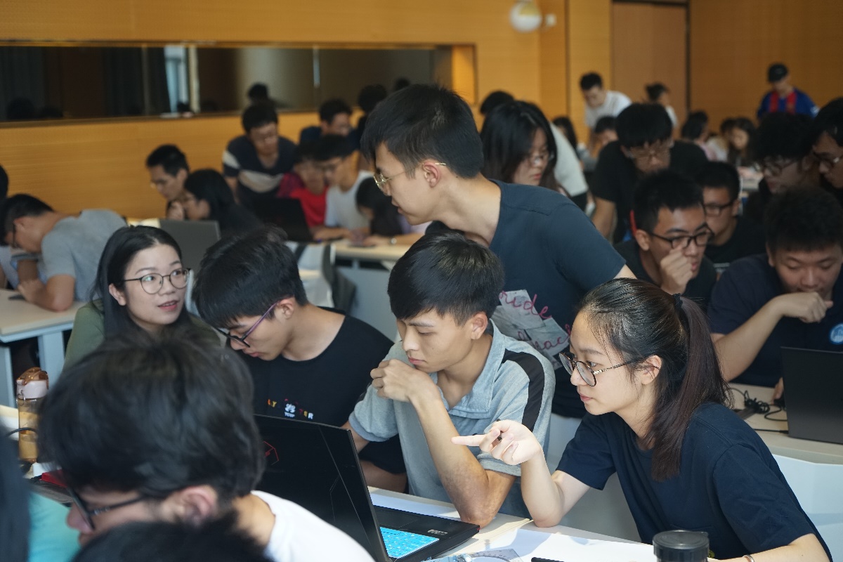 大专两年制和三年制学历一样吗,三年制大专和五年制大专学历区别