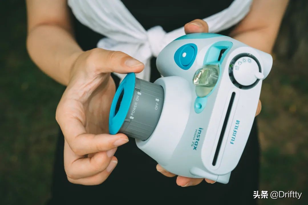 富士拍立得instaxmini7s一直响,富士instaxmini7s拍立得用法