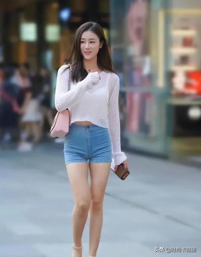 成熟知性优雅气质美女发型,凌乱的头发女神给人感觉很特别