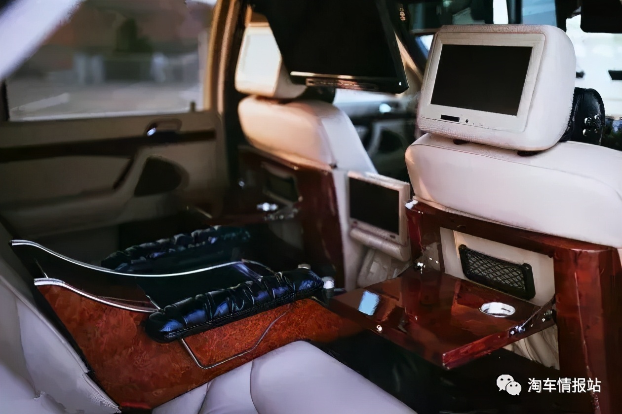 迈巴赫虎头奔,大奔迈巴赫车标