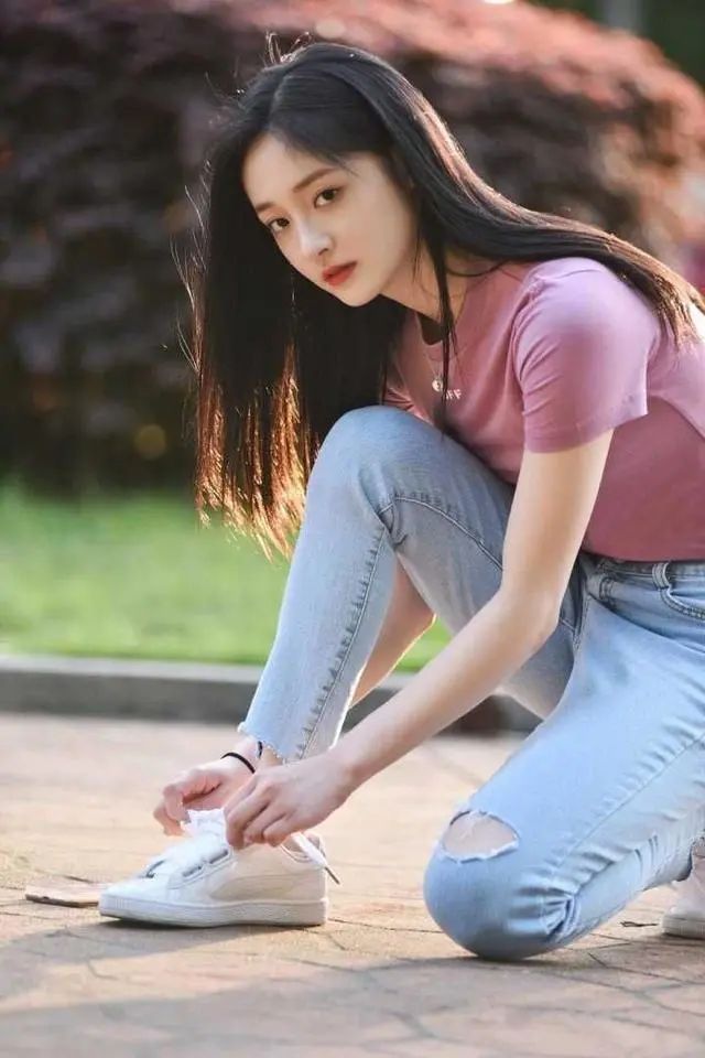 边伯贤发微博宠粉？N号房间主犯装自杀？P社起诉周洁琼？