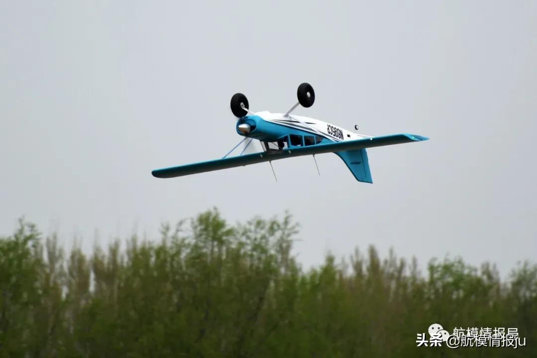 航模遥控飞机测试,莫尔航模开箱