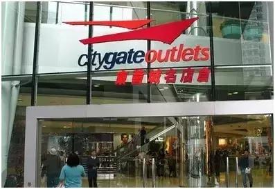 下了飞机到哪寄存行李,香港机场寄存行李有免费的地方吗