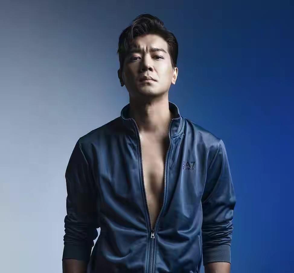31位香港男演员今昔对比,还记得这些熟悉的男神面孔吗
