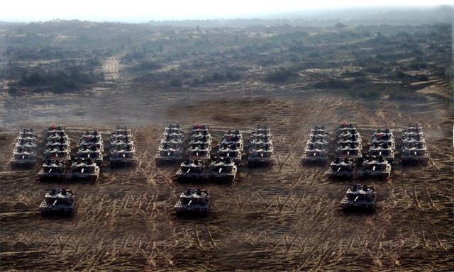 研发超40年咋仍不愿意放弃?阿琼坦克一再改进仍阻止不了T90落户