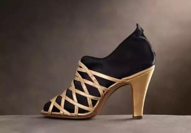 梦露经典高跟鞋,梦露最漂亮的高跟鞋