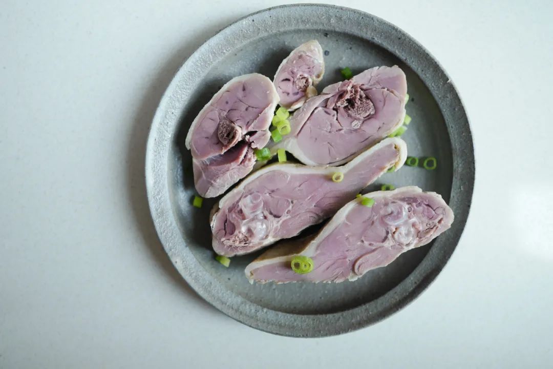 盐水鸭腿南京特产正宗,南京老字号正宗盐水鸭腿