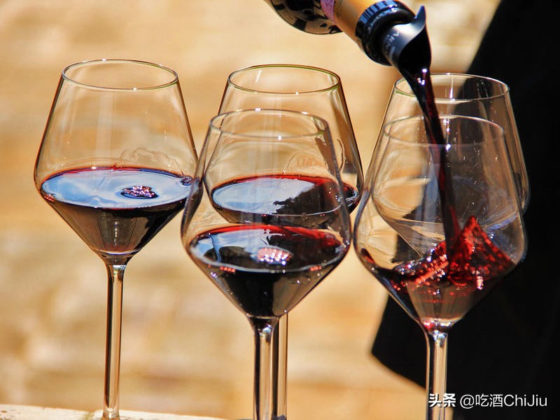 意大利红酒比澳洲红酒好喝又便宜,意大利红酒不好喝吗