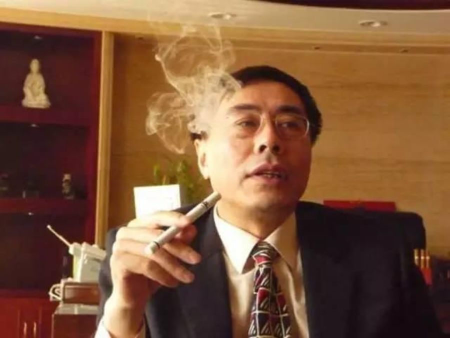 *子烟电**，一个幽灵在游荡