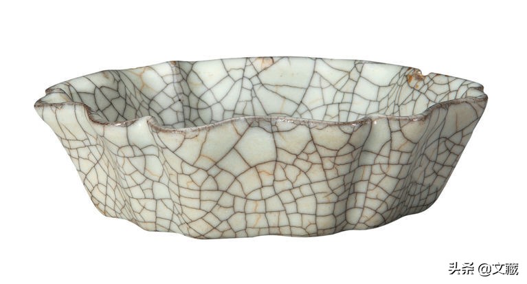 宋代五大名窑之龙泉哥窑,传世哥窑龙泉