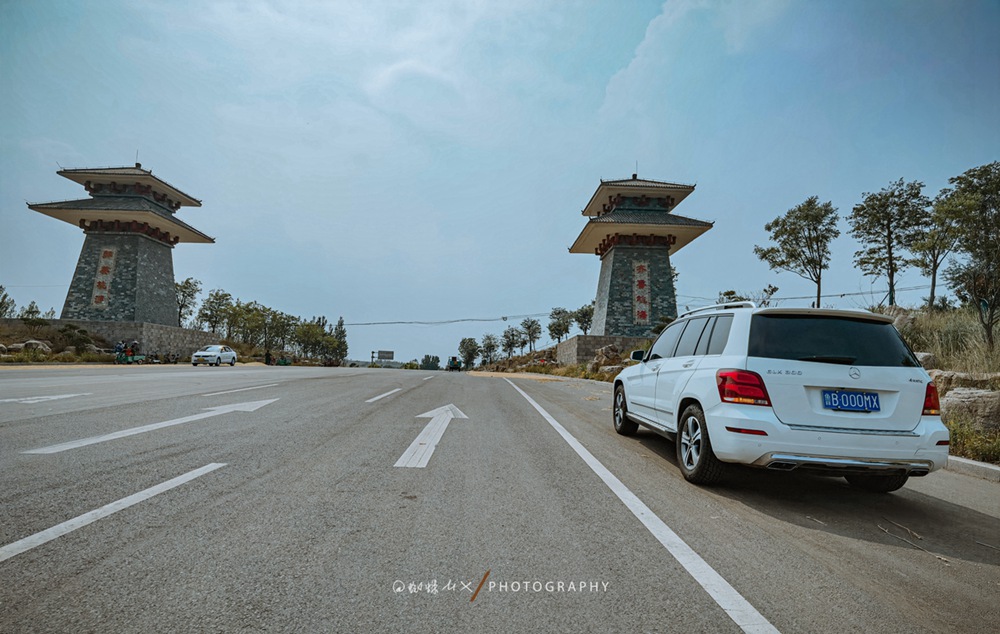 奔驰glk3003.0自然吸气雪地测试,glk300露营