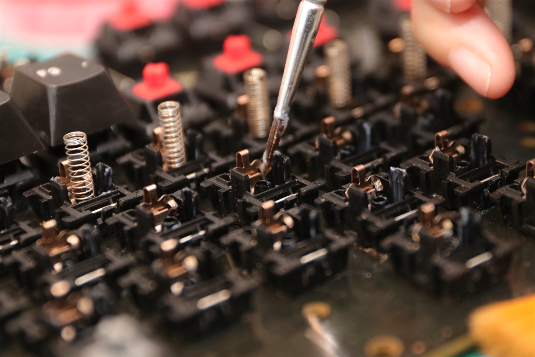 3494机械键盘,不到百元的青轴高颜值键盘