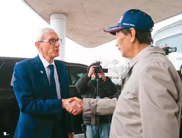 富士康为中国提供了多少人就业,富士康和美国