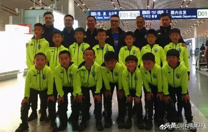 十岁少年为中国足球正名:我们是不可轻易战胜的!