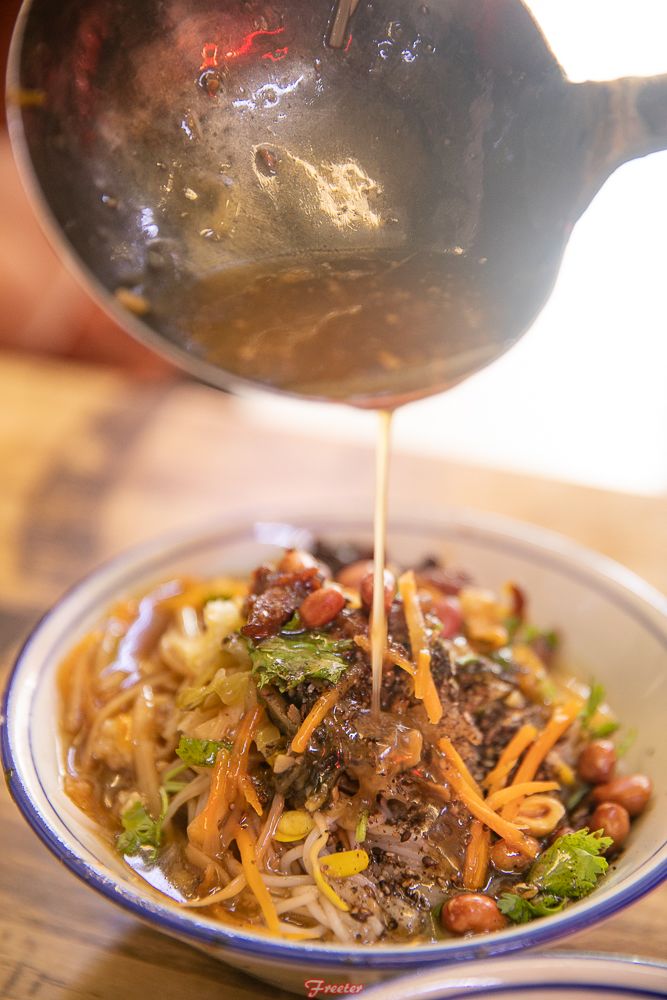 老海口人谁还记得20年前开在海员俱乐部的那家鸡饭店？我们找到了