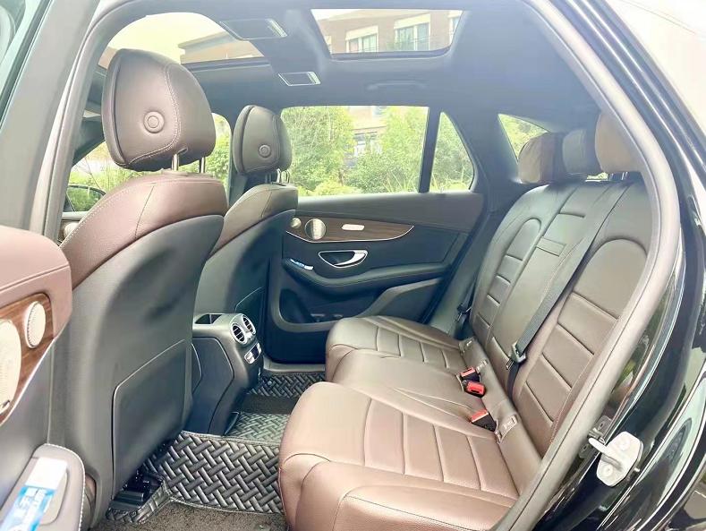 体验奔驰glb220时尚型,体验新款奔驰glc5座