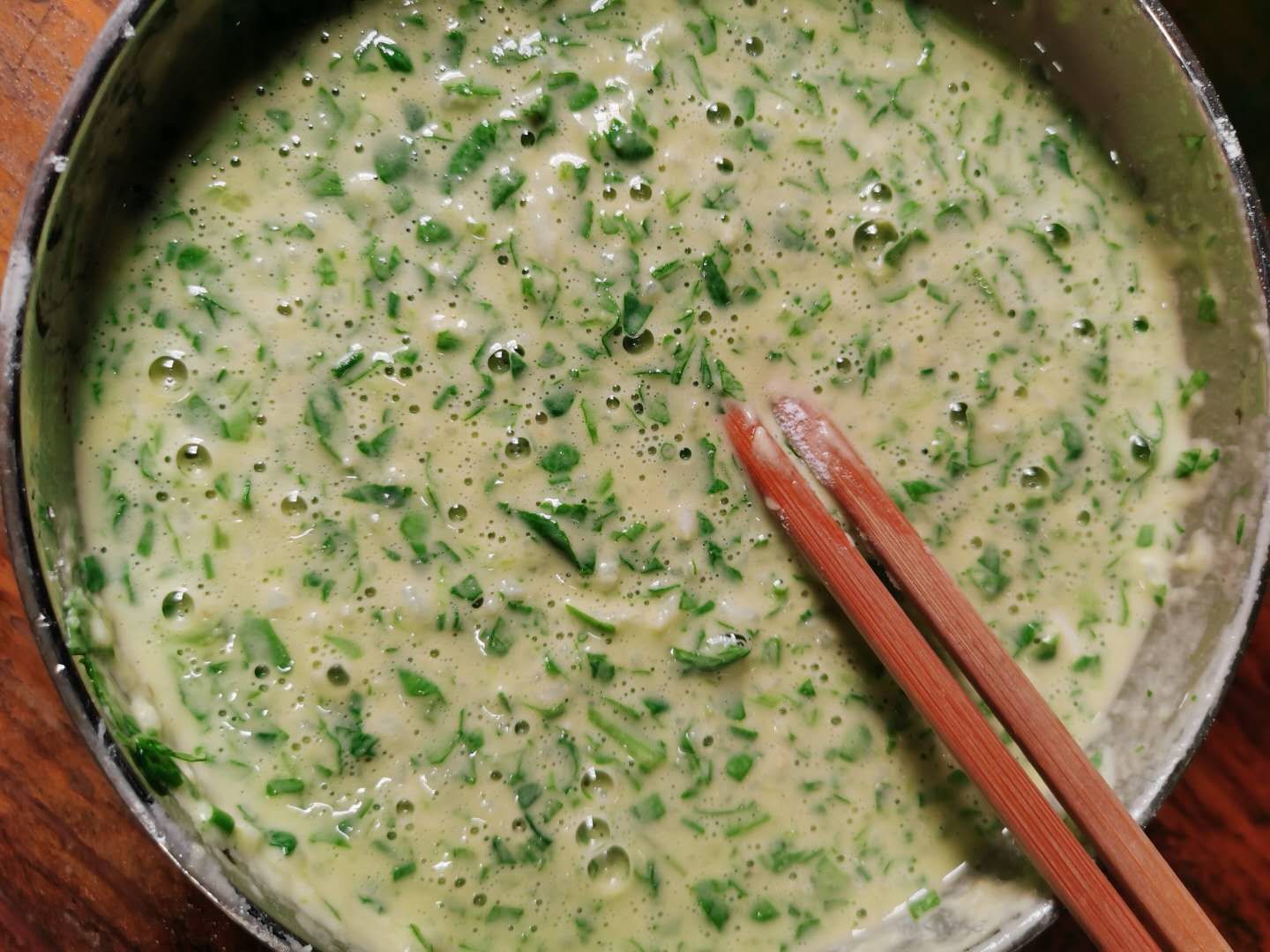 剩白粥做法,剩的小米粥做鸡蛋饼