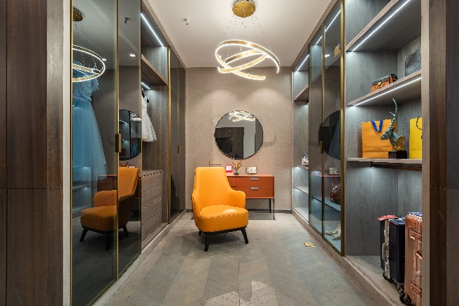 轻奢极简铝框玻璃门图片,玻璃门高级感装饰