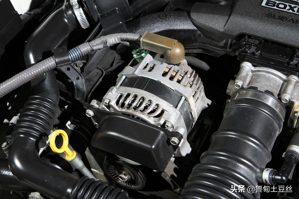 「毂锐驰」为何你的电瓶撑不到一年？汽车电瓶养护需知