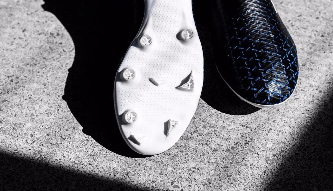 足球世界最新更新,足球最新球鞋