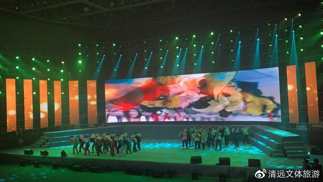 高燃万人合唱我和我的祖国,一首催泪的歌我和我的祖国