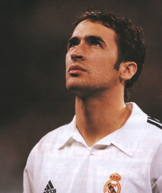 天下足球文案青春是一首诗,天下足球朱晓雨十年经典文案