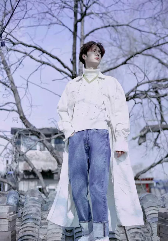 星光大赏王一博肖战粉丝battle,肖战看吴世勋和王一博battle