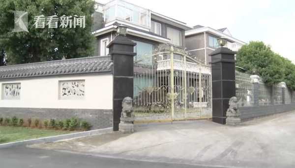 偷走保时捷钥匙留下QQ号，添加后小偷发来要求