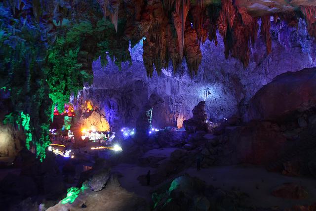 云南建水燕子洞,燕子洞和织金洞