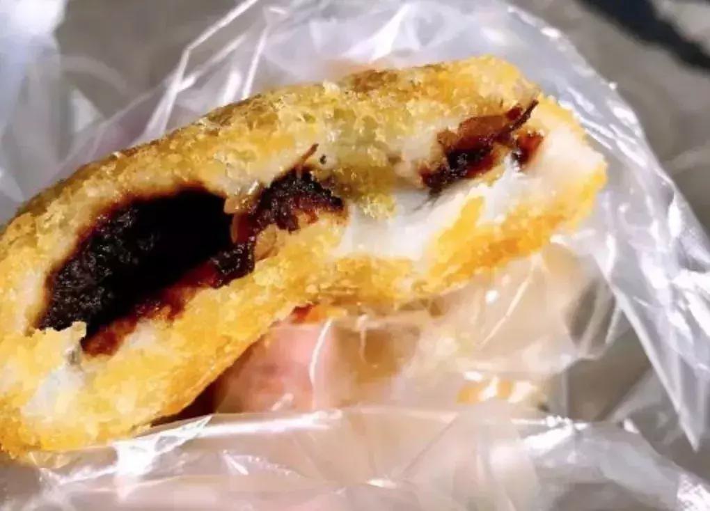 天津特色小吃被称为津门三绝 (天津风味小吃中的三绝之一)