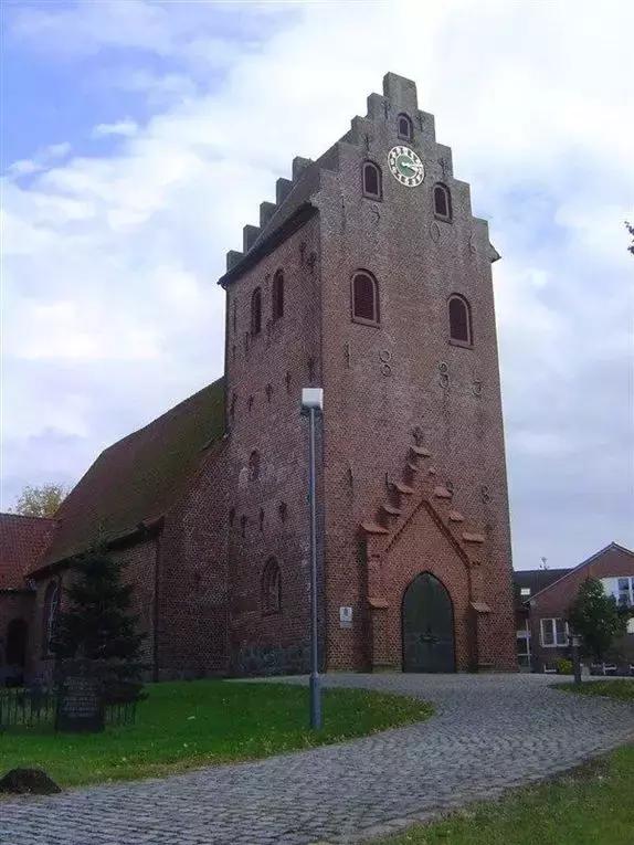 闀滃ご涓嬬殑寰峰啗,鍟嗗懆涓撴爮