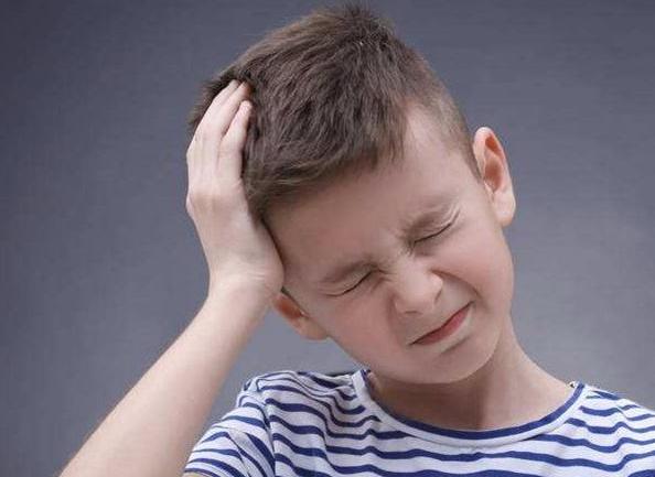 宝宝为什么老是要去撞头,宝宝为什么喜欢撞头