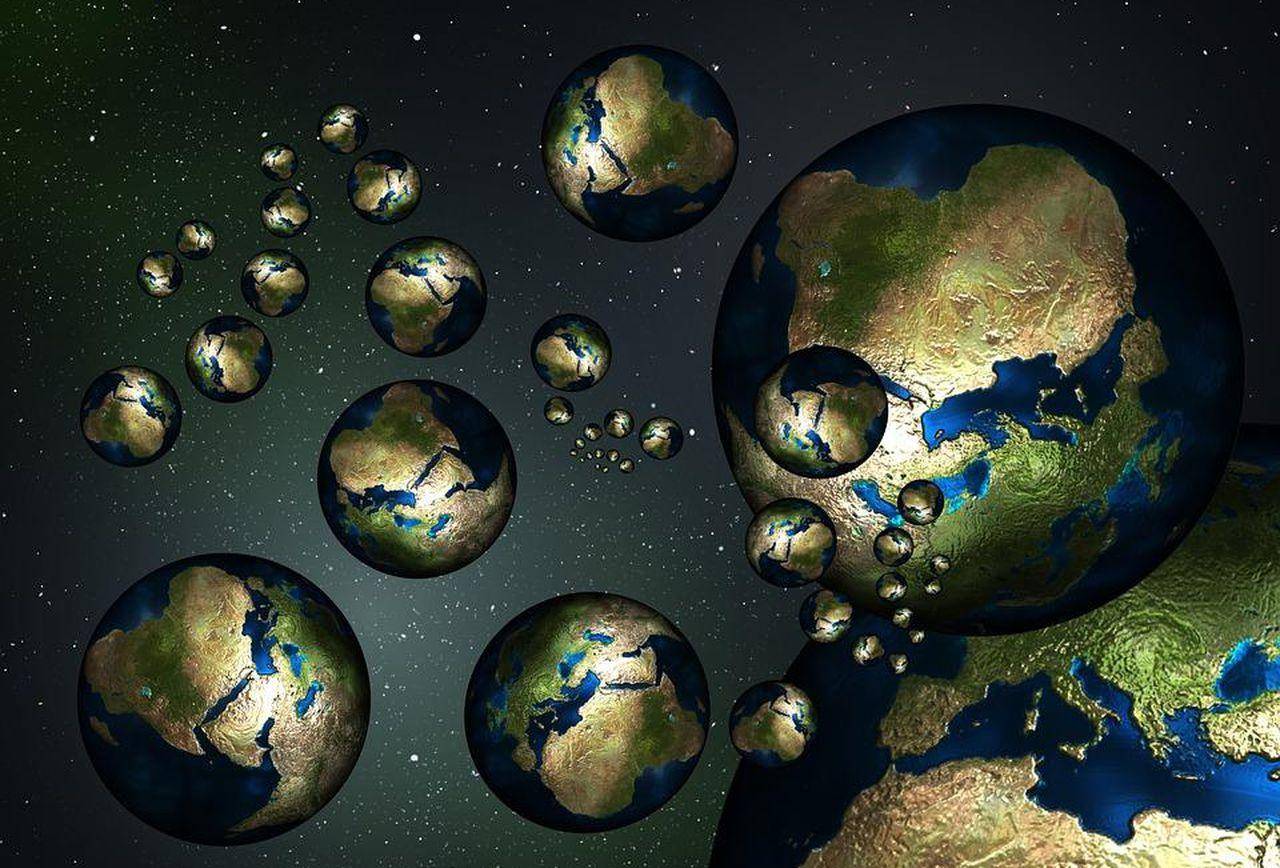 谁提出了平行宇宙的概念,谁提出的平行宇宙论