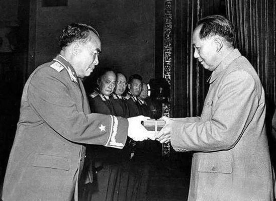 抗战时期，朱老总被误传已牺牲，毛主席听说后茶饭不思