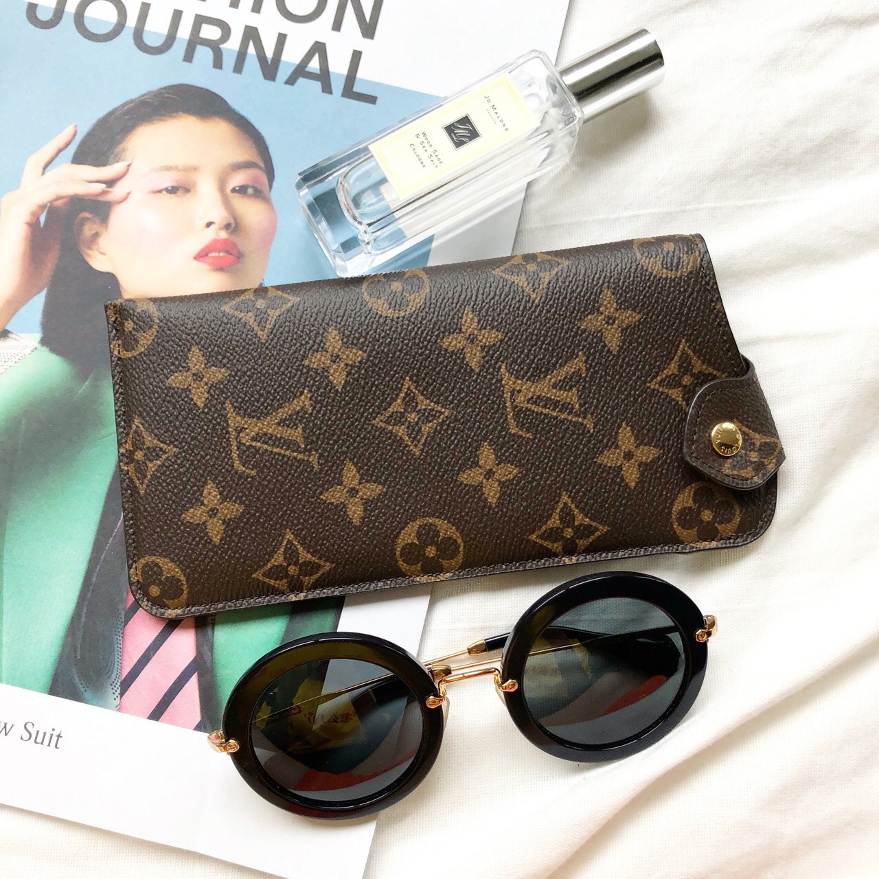 lv经典老花金扣包,lv经典老花满印链条包