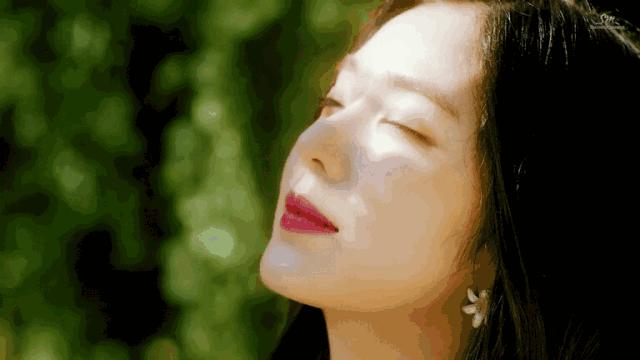 又长又方的脸适合什么妆容,适合梨型脸妆容