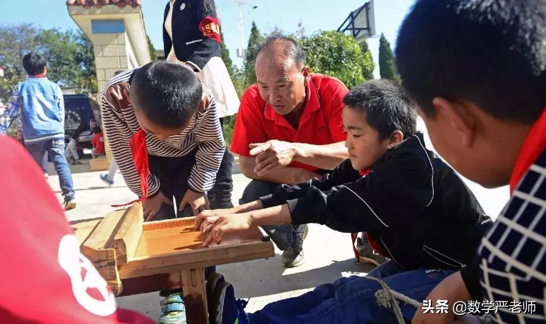 废品做手工学校,废品手工教具小班