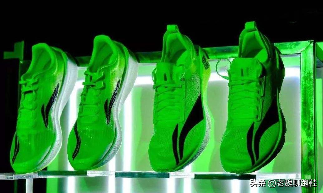 为什么有人买鞋非要买耐克,安踏好还是阿迪达斯好