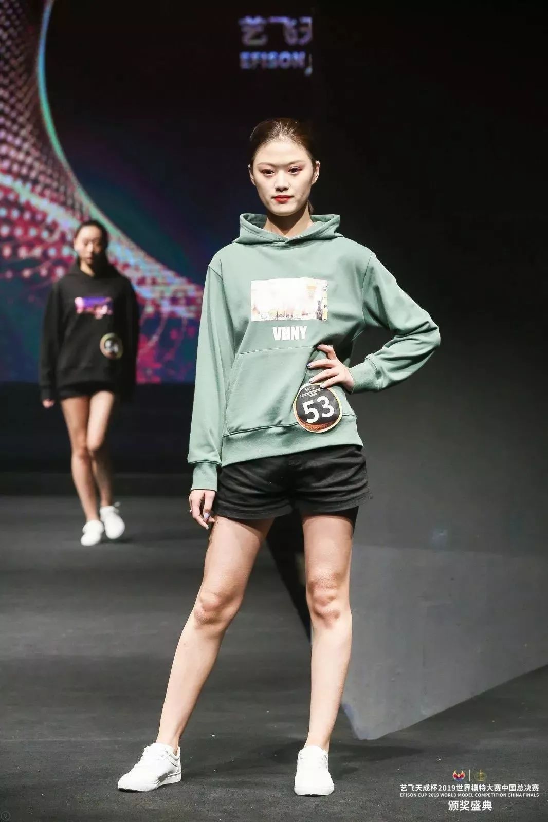 确认过眼神演唱会,确认过眼神小品年会