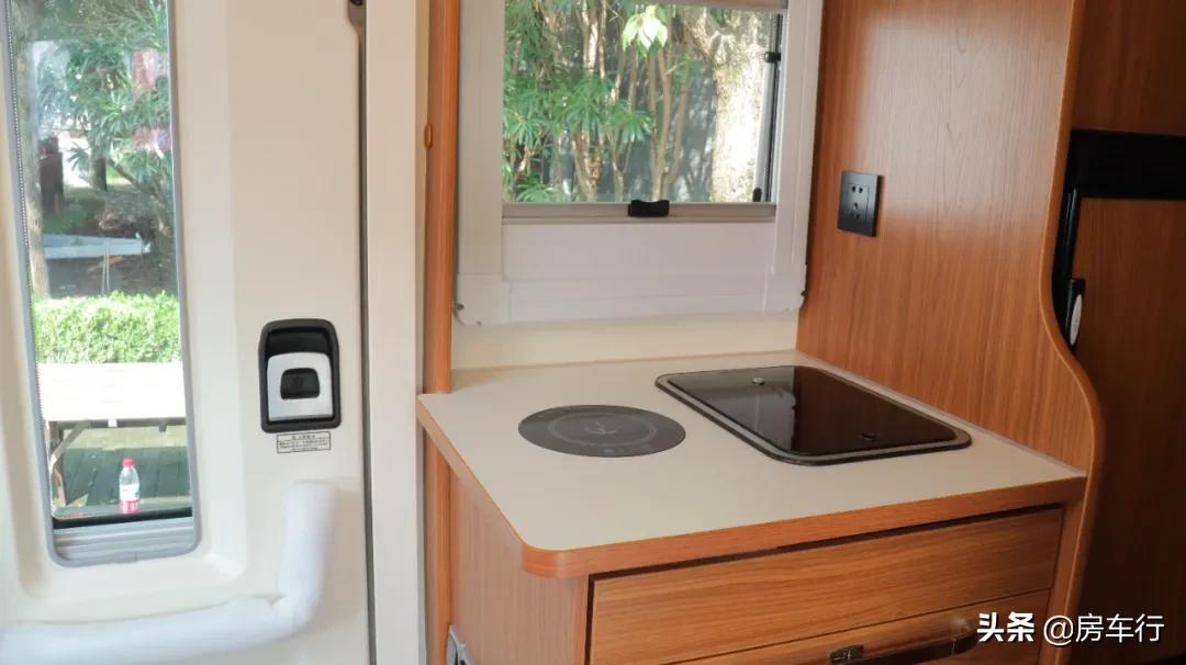 热门房车车型大全,房车十万左右高颜值的车