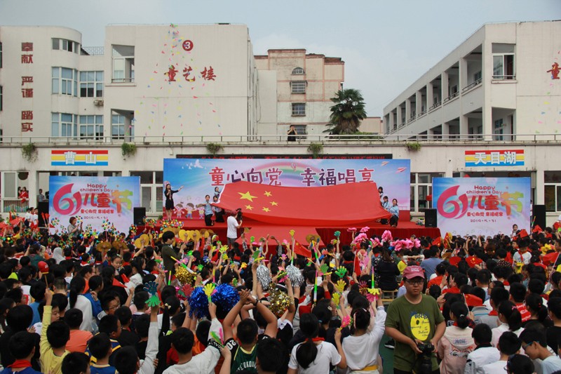 溧阳市东升小学六一儿童节,溧阳西平小学六一儿童节视频
