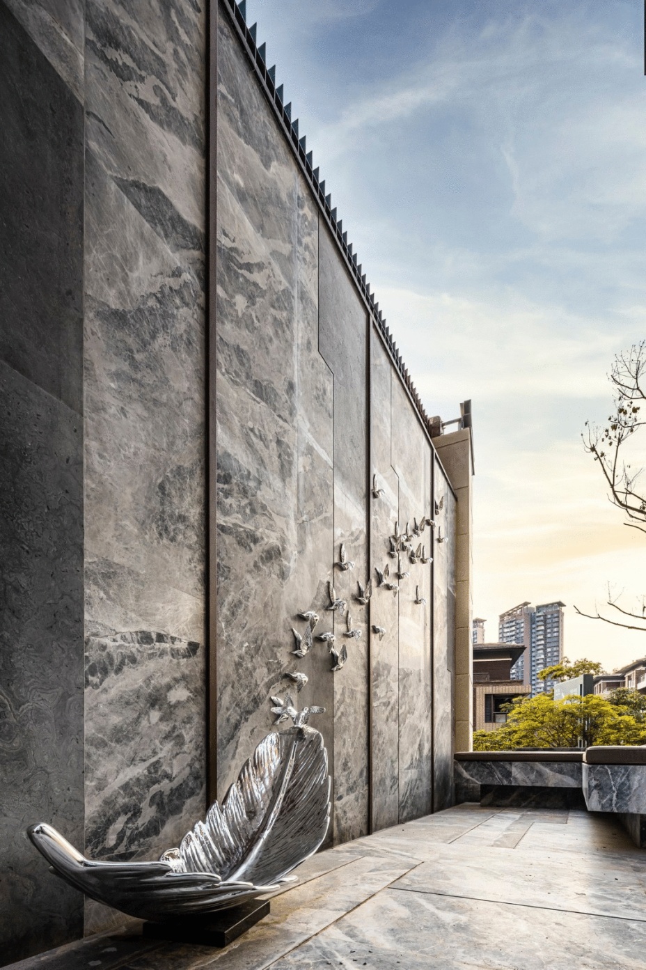 简于形奢侈于心,简于形奢于心什么意思