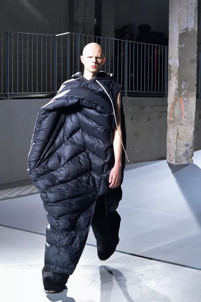 ugg雪地靴就这么穿,ugg红色鞋带雪地靴