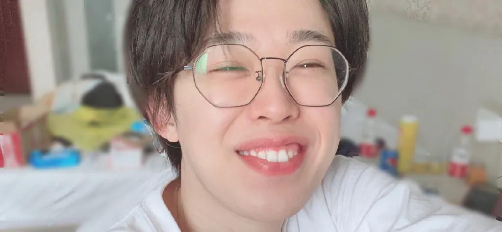 中国人民大学最帅留学生!一开口东北话十级:哎呀妈呀,老帅了